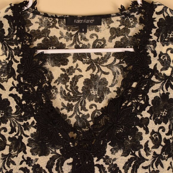 Karen Kane Lace Embroidered Floral Top Dark Romantic Date Night Whimsical Goth S - Picture 3 of 9